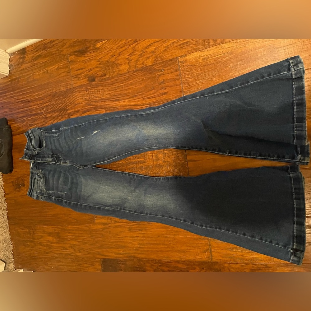Kan-can bell bottom jeans